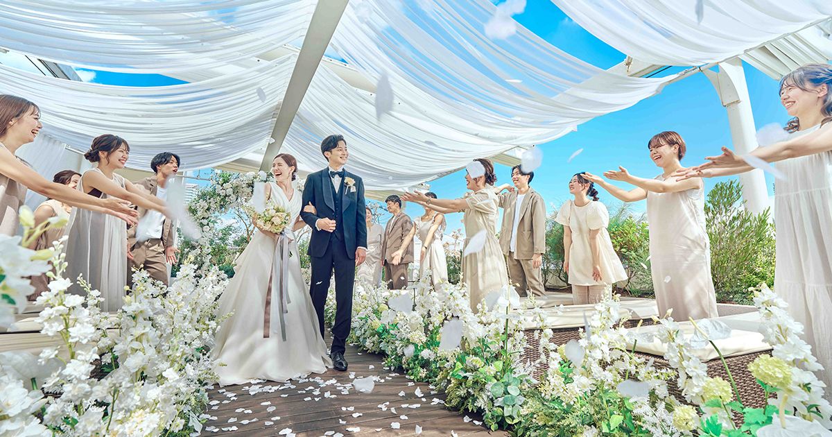 ドレス | 神戸北野の丘で叶える結婚式｜TOAST ウエディング
